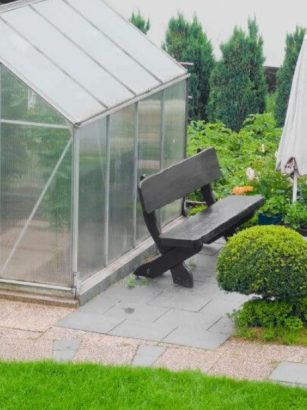 Мини-теплица на участке: эффективные проекты для компактных садов